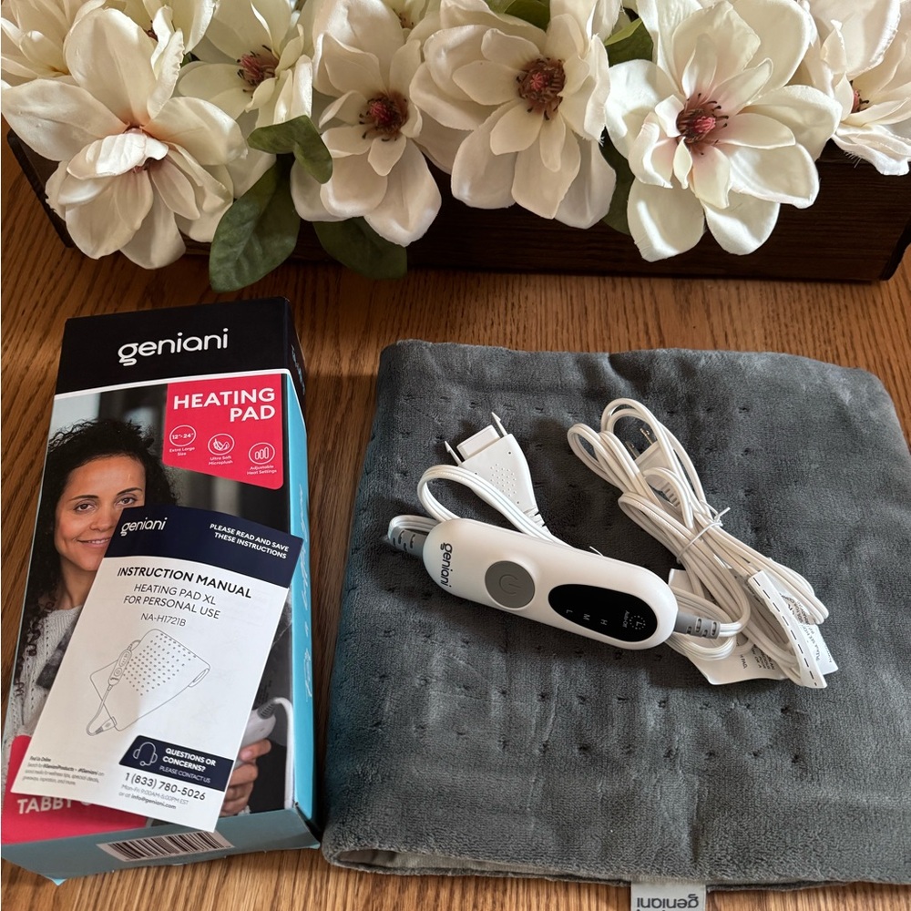 Geniani Gray Heating Pad